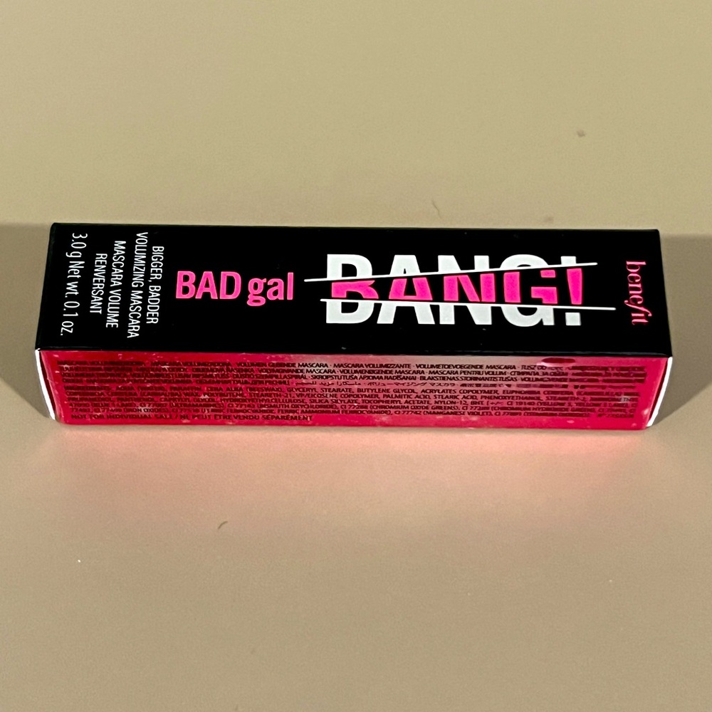 Benefit Cosmetics - BADgal BANG! Volumizing Mascara - Black